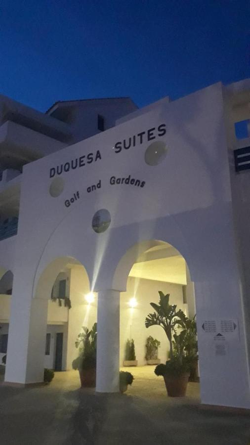 Beautiful Apartment In Duquesa Suites And Gardens Castillo de Sabinillas Eksteriør billede